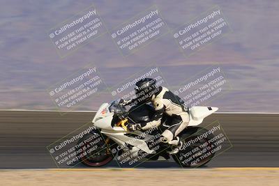 media/Dec-17-2022-SoCal Trackdays (Sat) [[224abd9271]]/Turn 12 Inside Distant (1025am)/